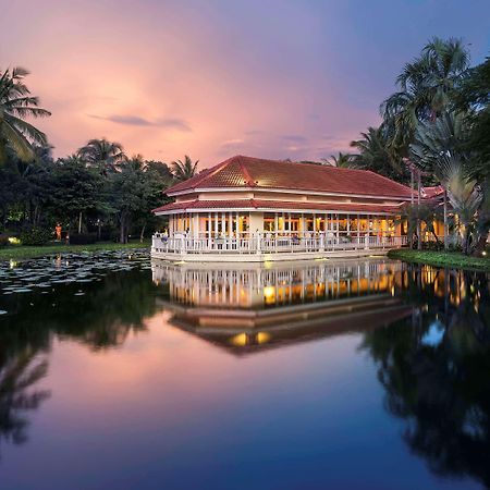 Sofitel Angkor Phokeethra Golf & Spa Resort Siem Reap Exterior foto